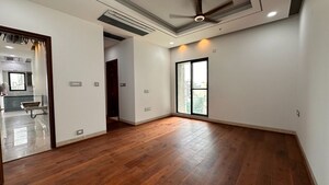 Room in 3 BHK Apartment at Aparna One, Shaikpet – for Rent