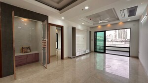 Room in 3 BHK Apartment at Aparna One, Shaikpet – for Rent