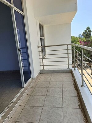 Balcony in  Pg at Vineet Khand – for Rent