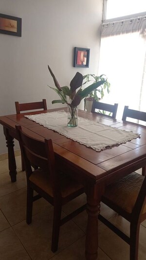 Team Area in  Pg at Vineet Khand – for Rent