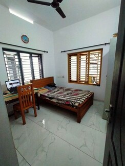 Pg For Rent in Vineet Khand