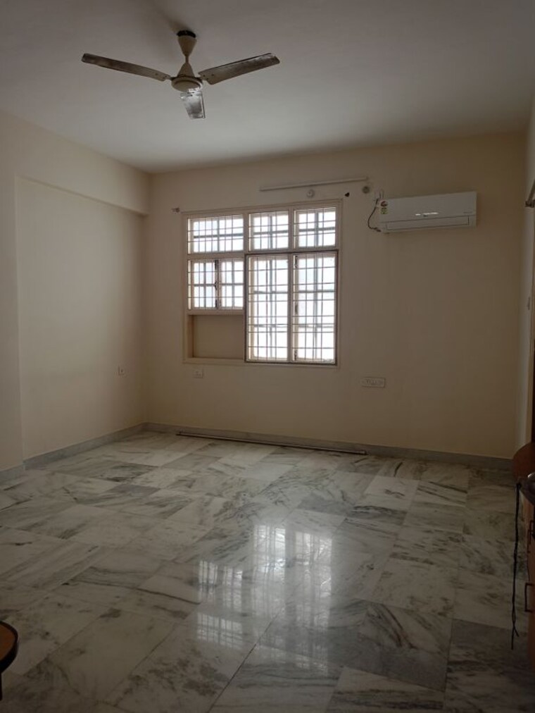 Room, smr-vinay-acropolis 3.5 Bedroom 2300 Sq.Ft. Apartment In Madhapur Hyderabad 10728206