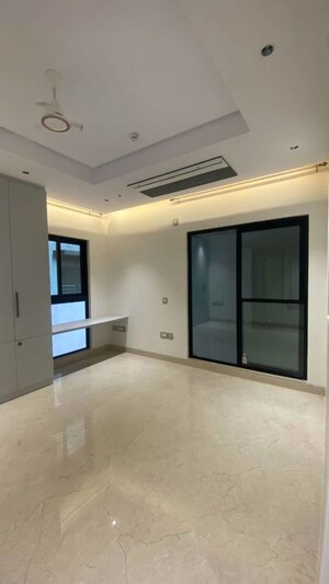 Room in 3 BHK Apartment at Aparna One, Shaikpet – for Rent