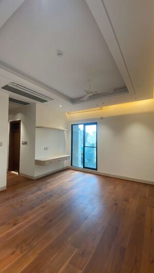 Room in 3 BHK Apartment at Aparna One, Shaikpet – for Rent