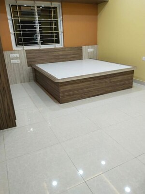 Room in 3 BHK Apartment at Prestige High Fields, Gachibowli – for Rent