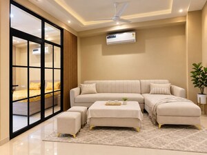 1 BHK Builder Floor For Rent in Sector 32