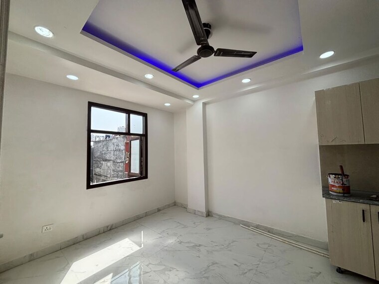Room, saket 1 RK 350 Sq.Ft. Apartment In Saket Delhi 10728280