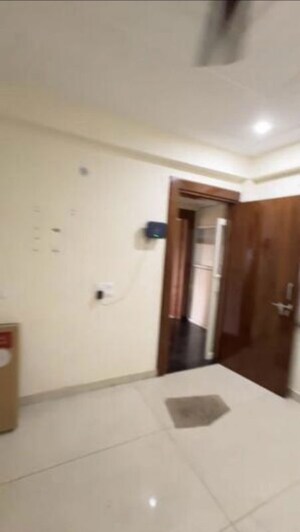 Room in 2 BHK Independent House at Laxmi Kourtyard, Delta Ii Greater Noida – for Rent