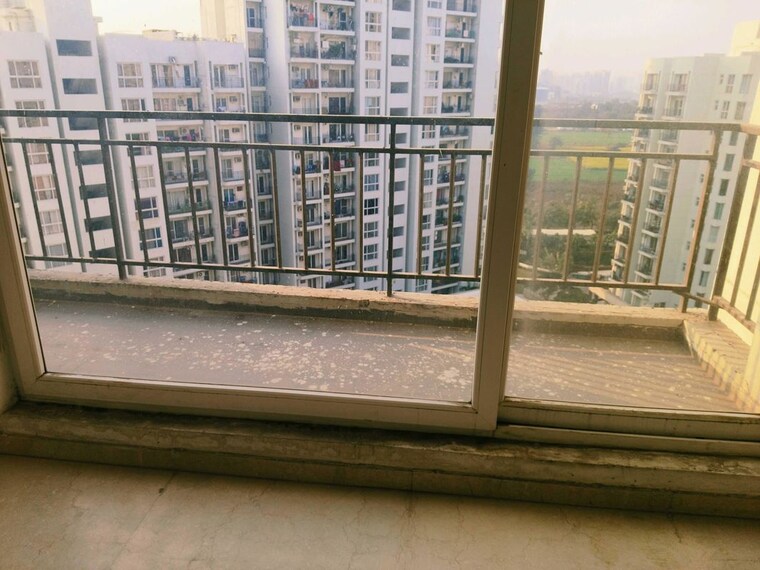 Balcony, sector 21 1 Bedroom 800 Sq.Ft. Builder Floor In Sector 21 Gurgaon 10728381