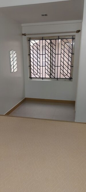 Room in 2 BHK Builder Floor at Murugesh Palya – for Rent