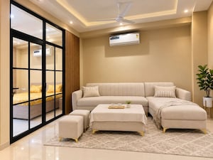 Bedroom in 1 BHK Builder Floor at Sector 39 – for Rent