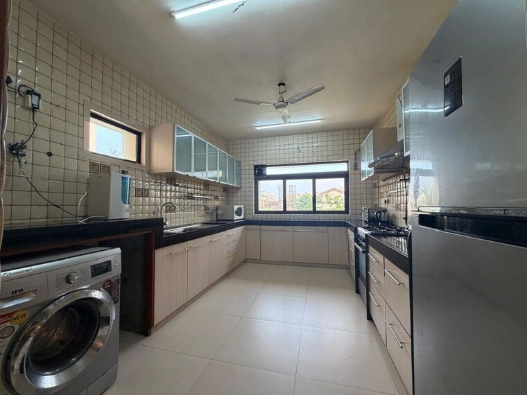 Kitchen, juhu 3 Bedroom 1680 Sq.Ft. Apartment In Juhu Mumbai 10728406