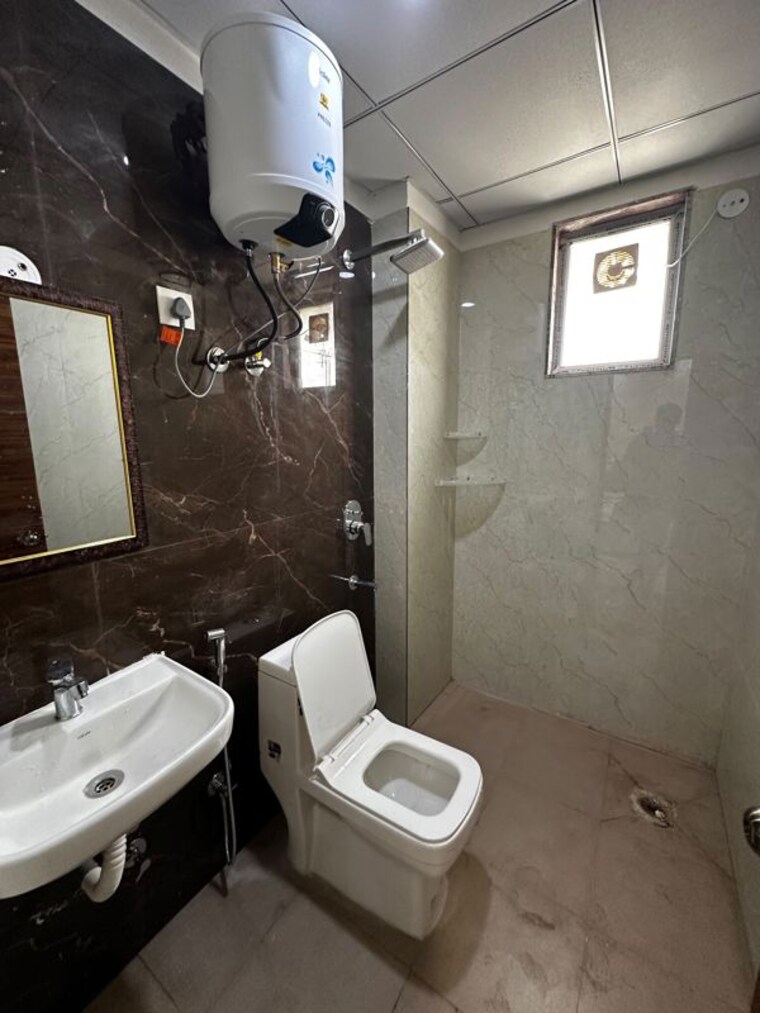 Team Area, sector 52 Studio 350 Sq.Ft. Builder Floor In Sector 52 Gurgaon 10607047