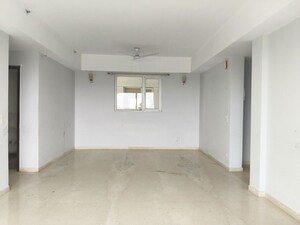 Room in 3 BHK Builder Floor at Sector 22 – for Rent