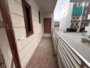 3 BHK Builder Floor For Rent in Sector 21