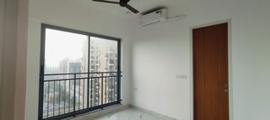 Room in 1 BHK Apartment at Dahisar East – for Rent
