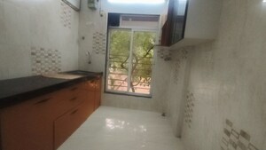 Room in 2 BHK Apartment at Borivali West – for Rent