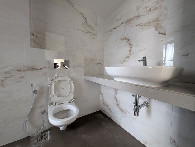 Bathroom, hubtown-seasons 3 Bedroom 1300 Sq.Ft. Apartment In Chembur Mumbai 10728468