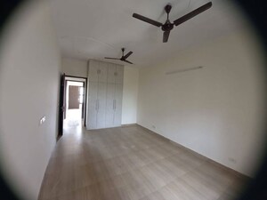 3 BHK Apartment For Rent in Sector 46