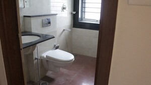 Bathroom in 3 BHK Apartment at Jp Nagar – for Rent