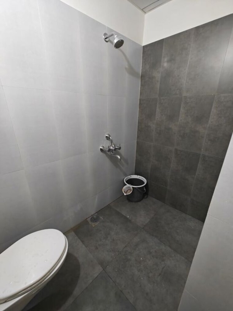 Bathroom, thane west 3 Bedroom 1000 Sq.Ft. Apartment In Thane West Thane 10722206