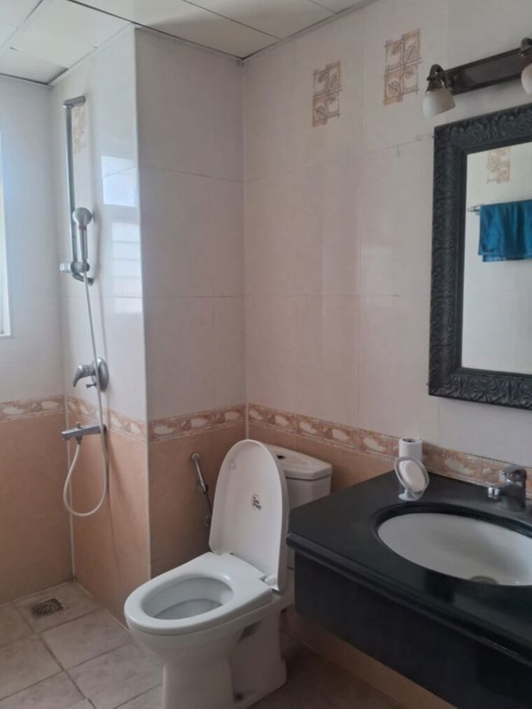 Bathroom, richmond town 3 Bedroom 2100 Sq.Ft. Apartment In Richmond Town Bangalore 10722055