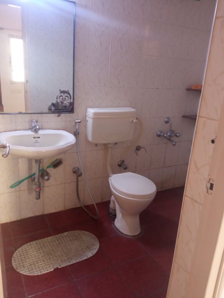 Bathroom, bannerghatta road 3 Bedroom 1790 Sq.Ft. Apartment In Bannerghatta Road Bangalore 10720452