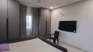 Room in 3 BHK Apartment at Prestige Tranquil, Kokapet – for Rent