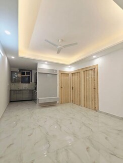 2 BHK Builder Floor For Rent in Saket