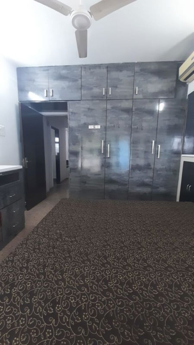  Parking, rajesh-raj-sarovar 2 Bedroom 730 Sq.Ft. Apartment In Dahisar West Mumbai 10728527