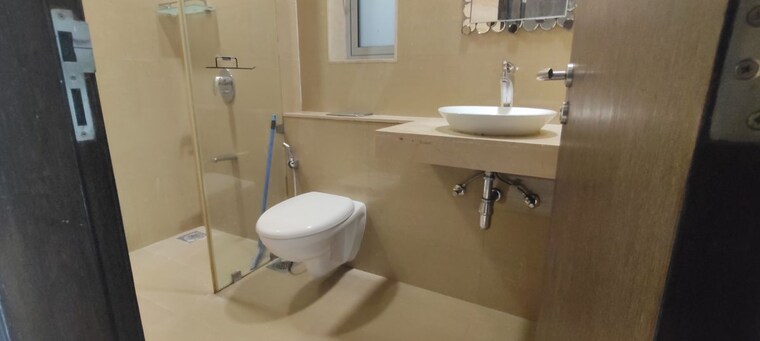Bathroom, db-woods 4 Bedroom 2465 Sq.Ft. Apartment In Goregaon East Mumbai 10728561