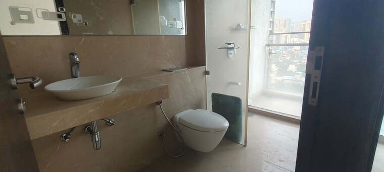 Bathroom, db-woods 4 Bedroom 2465 Sq.Ft. Apartment In Goregaon East Mumbai 10728561