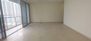 Room in 4 BHK Apartment at DB Woods, Goregaon East – for Rent