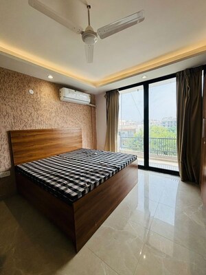 Bedroom in 1 RK Apartment at DLF Pink Town House, Dlf City Phase 3 – for Rent