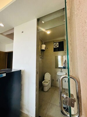 Bedroom in 1 RK Apartment at DLF Pink Town House, Dlf City Phase 3 – for Rent