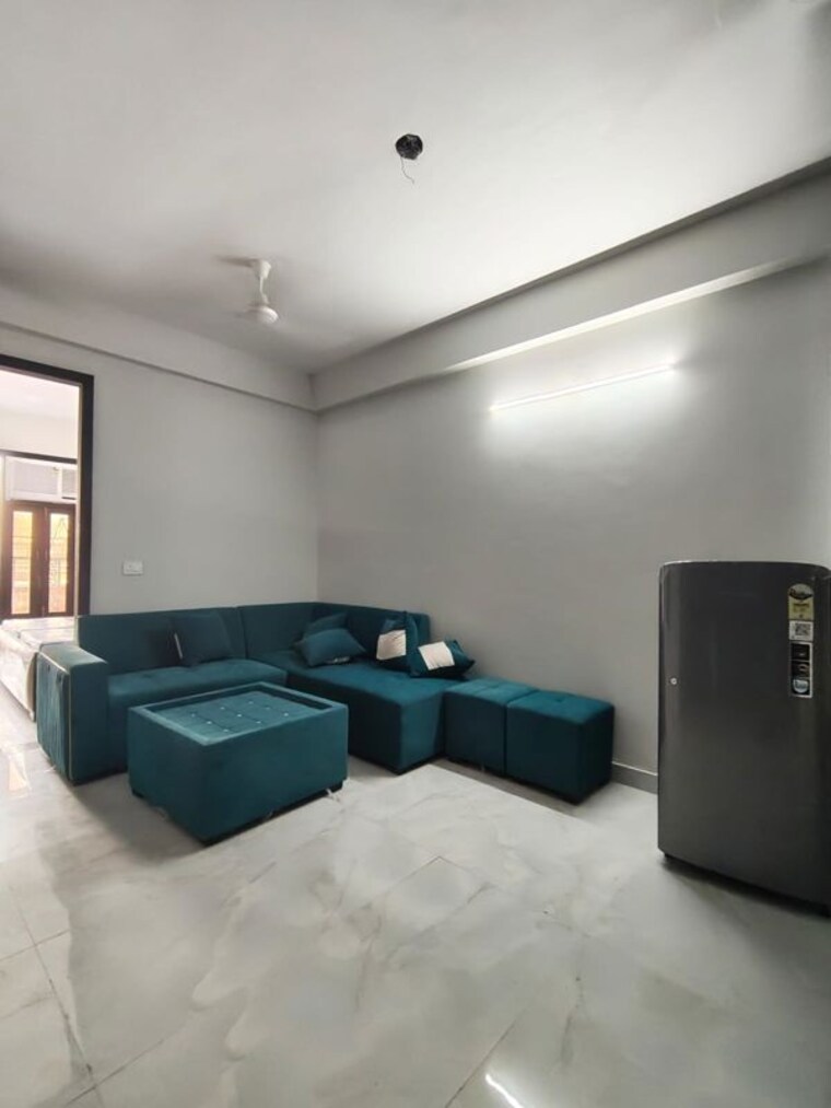 Living Room, freedom fighters vihar 2 Bedroom 950 Sq.Ft. Builder Floor In Freedom Fighters Vihar Delhi 10728587