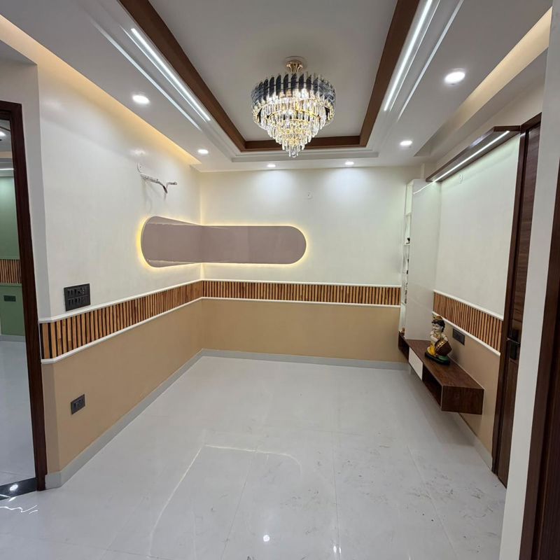 3 BHK 90 Sq.Yd. Builder Floor in Dwarka Mor