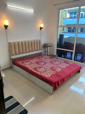 2 BHK Apartment For Rent in Pyramid Urban Homes 3, Sector 67a