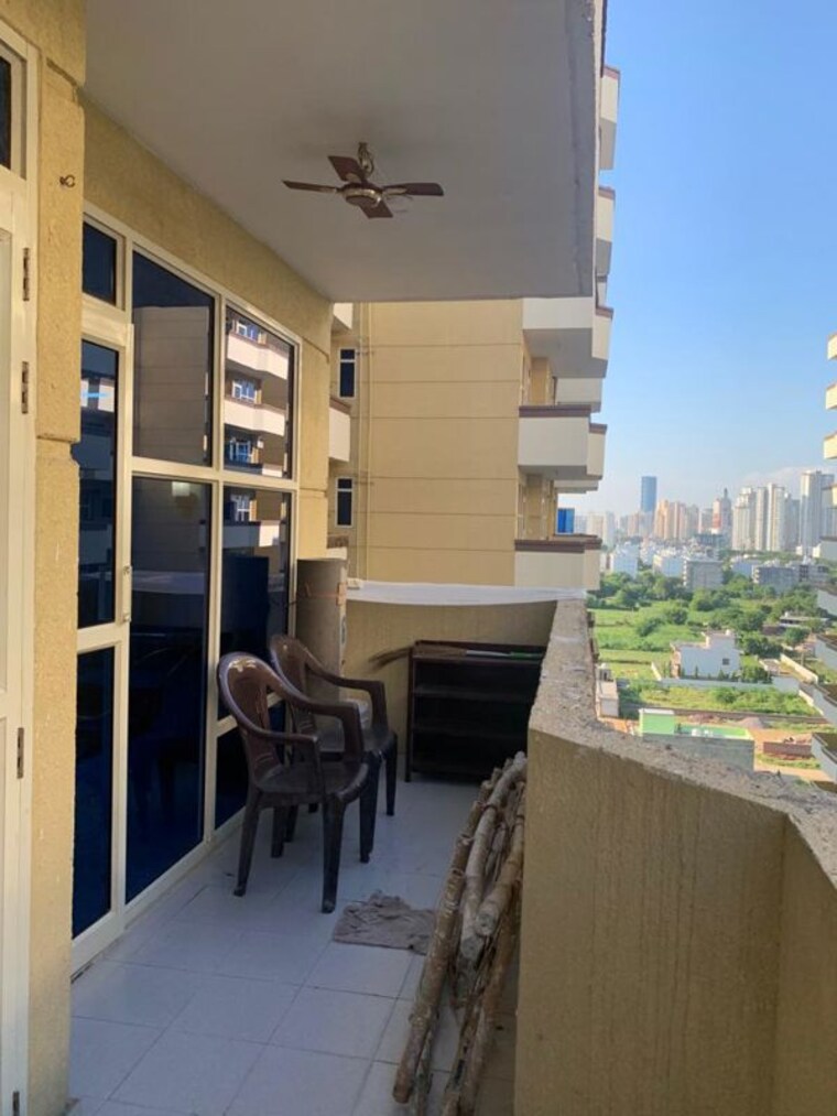 Team Area, pyramid-urban-homes-3 2 Bedroom 698 Sq.Ft. Apartment In Sector 67a Gurgaon 10728608