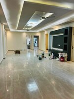 4 BHK +  300 Sq.Yd. Builder Floor in Green Fields Colony