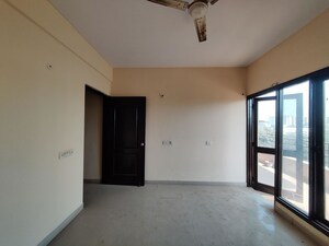 3 BHK Builder Floor For Rent in Sector 21