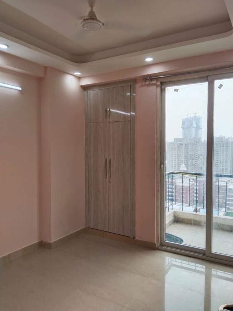 Room, amrapali-o2-valley 3 Bedroom 1045 Sq.Ft. Apartment In Tech Zone 4 Greater Noida Greater Noida 10728629