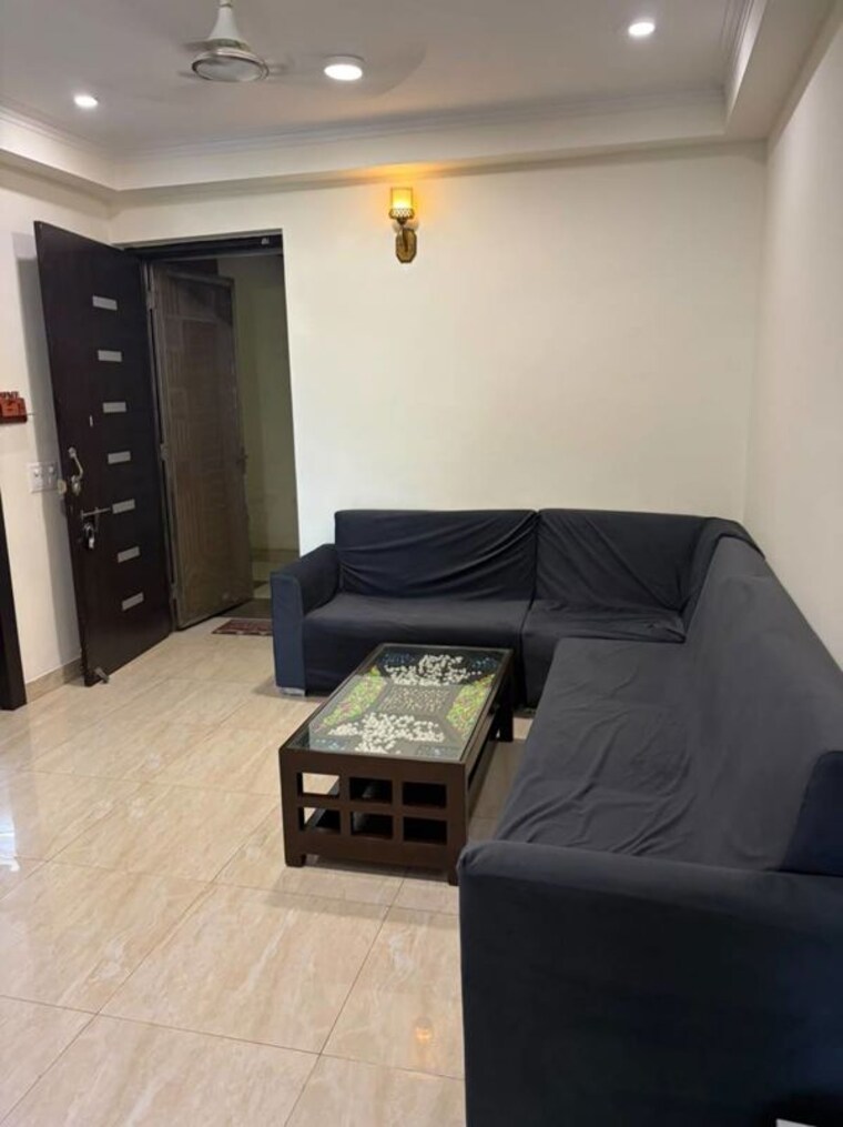 Living Room, gaur-city-7th-avenue 3 Bedroom 1350 Sq.Ft. Apartment In Sector 4 Greater Noida Greater Noida 10728645