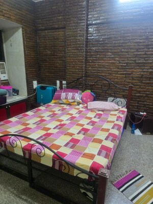 1 BHK Apartment For Rent in Takshila CHS, Andheri East