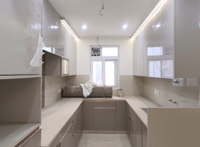 Kitchen, rohini sector 24 4 Bedroom 1400 Sq.Ft. Builder Floor In Rohini Sector 24 Delhi 10728658