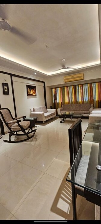2 BHK Apartment For Rent in Varsha Apartment Vile Parle in Vile Parle West, Mumbai