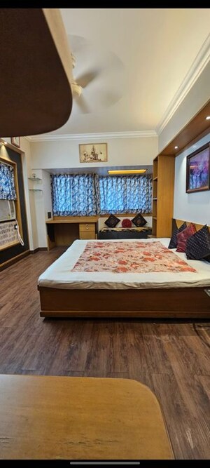 Bedroom in 2 BHK Apartment at Varsha Apartment Vile Parle, Vile Parle West – for Rent