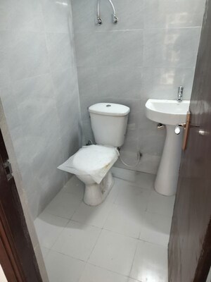 Bathroom in 3.5 BHK Apartment at Galaxy North Avenue ll, Gaur City 2 – for Rent