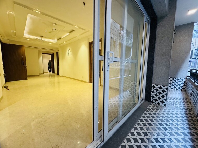 undefined, chattarpur 4 Bedroom 1800 Sq.Ft. Apartment In Chattarpur Delhi 10728691