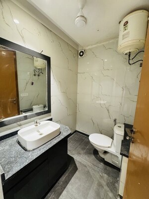 Attached Bathroom in 4 BHK Apartment at Chattarpur – for Rent